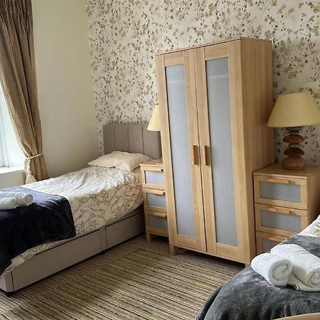 The Pavilion Guest House Милом Экстерьер фото